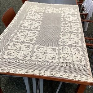 Hand Crocheted Open Work Lace Ecru Tea Stain Cotton Cottage Camp Cabin 1990s